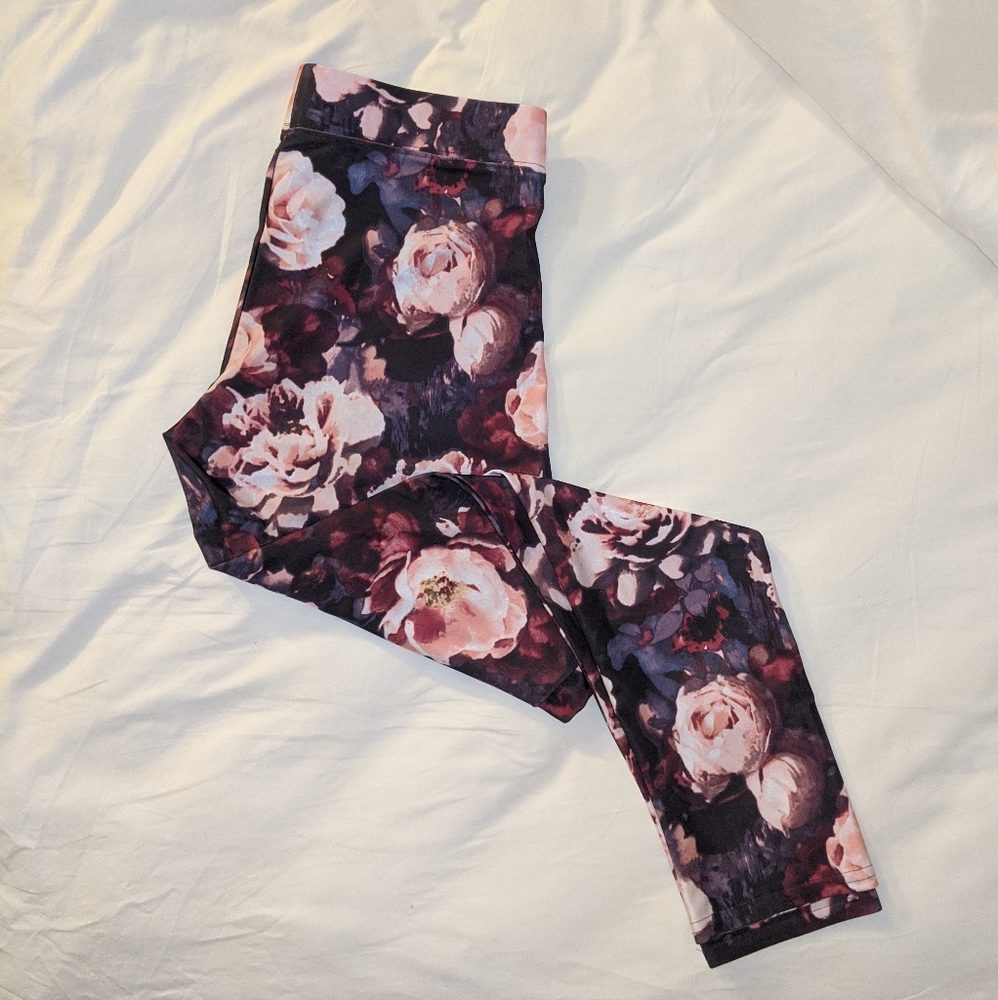 American Eagle Outfitters Floral Leggings Medium